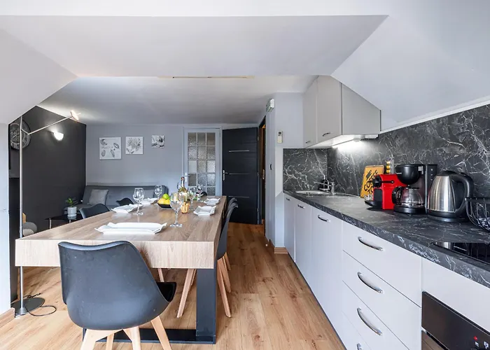 Apartment 3 Pieces Des Jardins, Parking, 50M Plage, Clim *