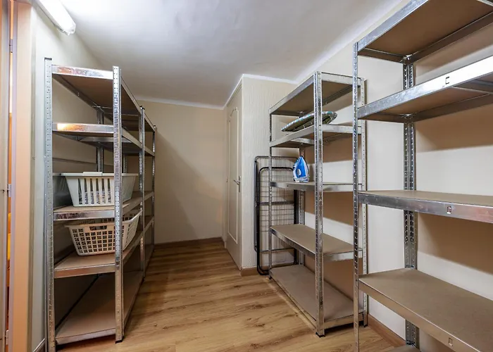 3 Pieces Des Jardins, Parking, 50M Plage, Clim Apartment *