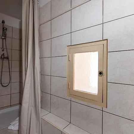 T3 Emplacement Fete Du Citron Et Corso, Parking