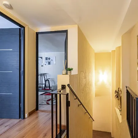 Apartment T3 Emplacement Fete Du Citron Et Corso, Parking Menton