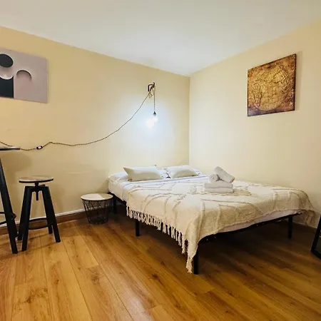 T3 Emplacement Fete Du Citron Et Corso, Parking *