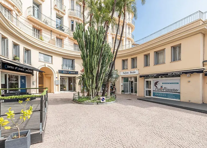 3 Pieces Des Jardins, Parking, 50M Plage, Clim Μεντόν